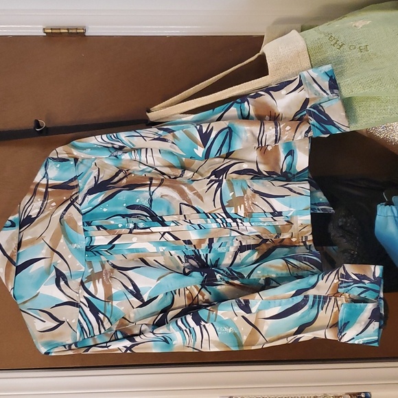 Jacket - Picture 3 of 5